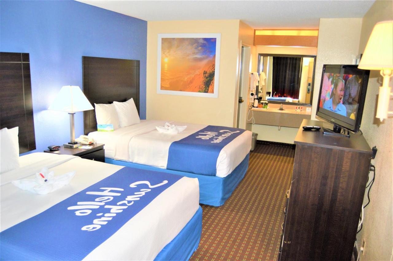 Days Inn By Wyndham Easley West Of Greenville/Clemson Area Dış mekan fotoğraf